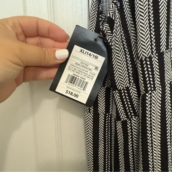 Black and White Striped Romper - Picture 6 of 7